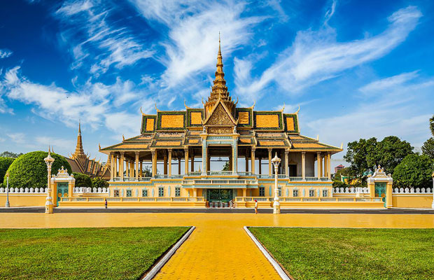 CAMBODIA EXPERIENCE 4 DAYS / 3 NIGHTS